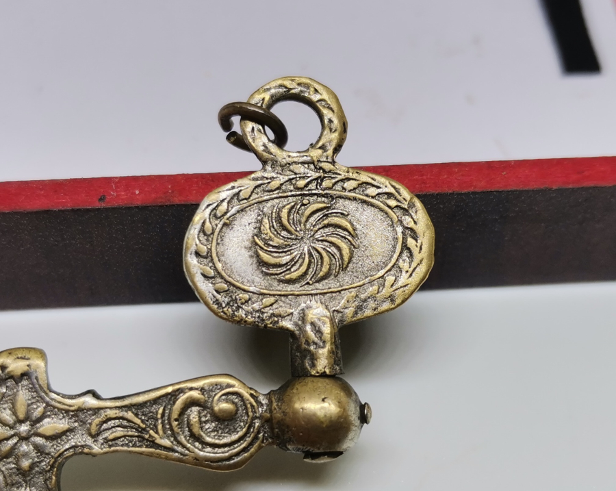 OSMANLI DÖNEMİ ÇARK-I FELEKLİK VE OSMANLI YILDIZLI PRİOR CEP SAATİ ANAHTARI