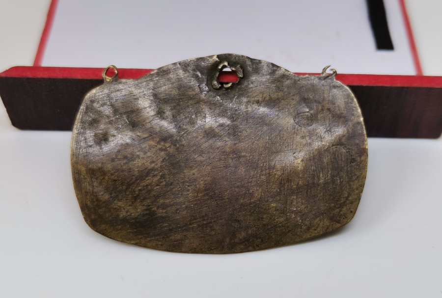 OSMANLI DÖNEMİ KABARTMA İŞÇİLİKLİ KOLYE UCU