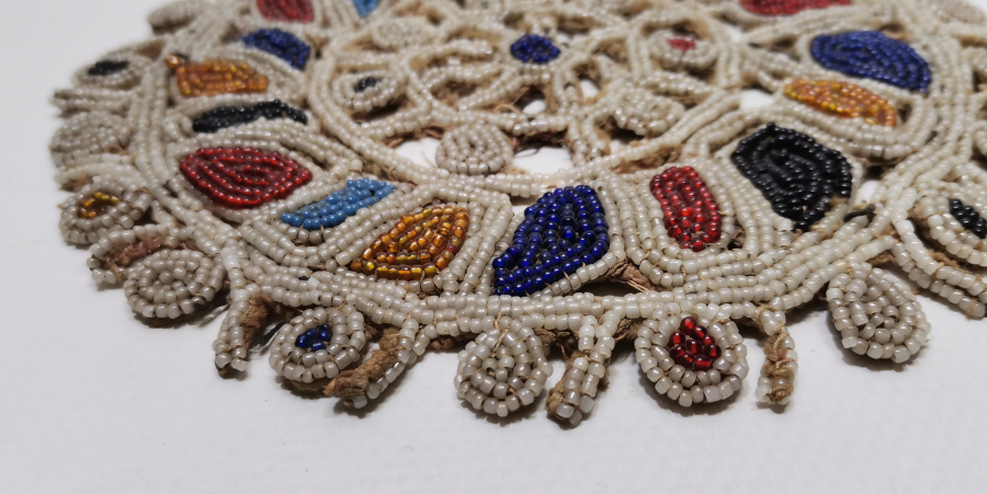 OSMANLI DÖNEMİ OPAL BONCUKLARLA SÜSLÜ ÇOK NADİR GELİN TEPELİĞİ