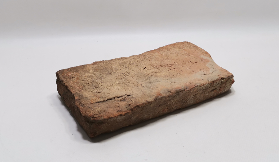 OSMANLI DÖNEMİ ÜZERİ RUMCA YAZILI NADİR TUĞLA