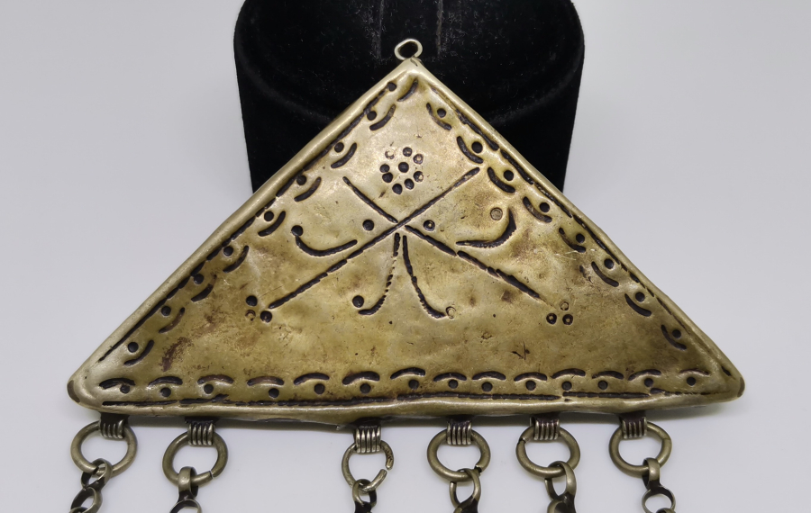 OSMANLI DÖNEMİ ÜZERİNDE KINIK BOYU AMBLEMİ BULUNAN NADİR HAMAYIL