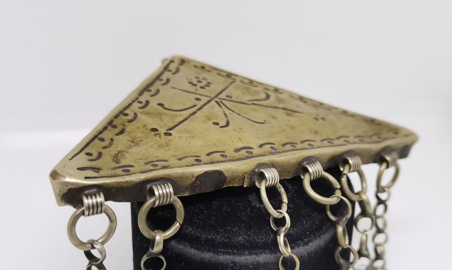 OSMANLI DÖNEMİ ÜZERİNDE KINIK BOYU AMBLEMİ BULUNAN NADİR HAMAYIL