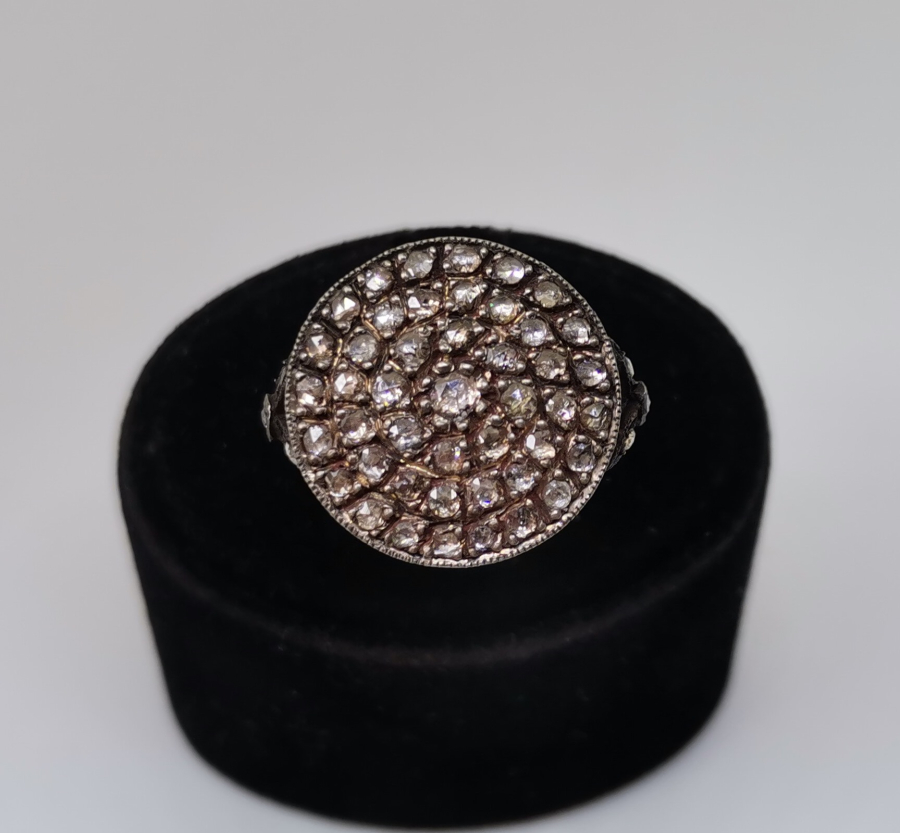 ÖZEL YAPIM DİVANHANE ÇİVİSİ MODELİ ELMAS YÜZÜK