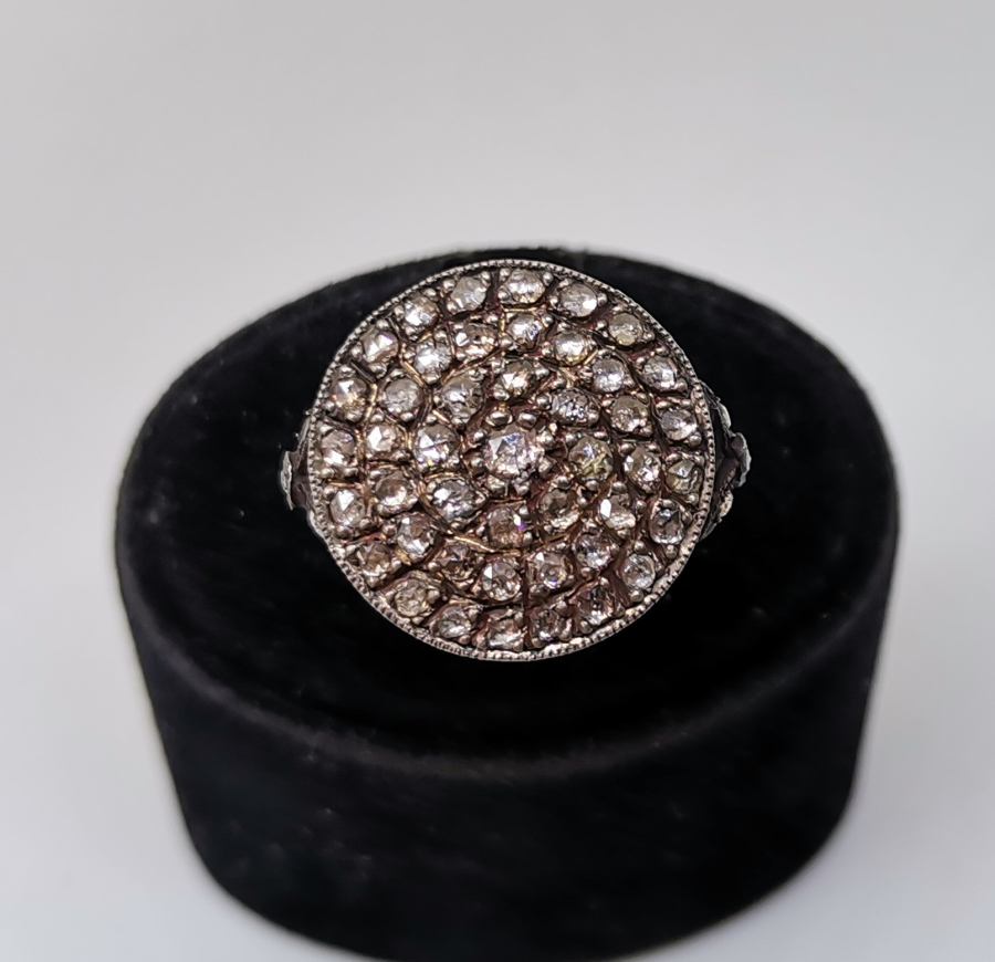 ÖZEL YAPIM DİVANHANE ÇİVİSİ MODELİ ELMAS YÜZÜK