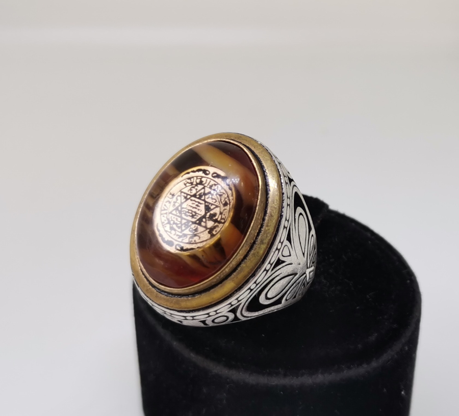 ÜZERİNDE MÜHR-Ü SÜLEYMAN BULUNAN BÜYÜK BOY GÜMÜŞ YÜZÜK