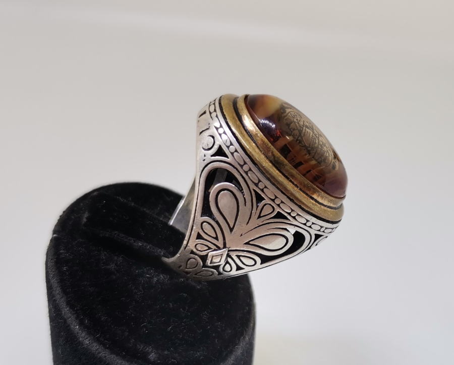 ÜZERİNDE MÜHR-Ü SÜLEYMAN BULUNAN BÜYÜK BOY GÜMÜŞ YÜZÜK