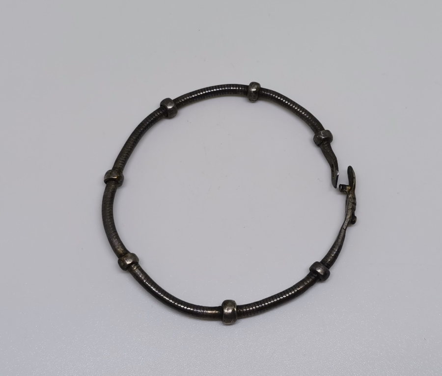 ÜZERİNDE ZEYTİN DALI FİGÜRÜ BULUNAN OSMANLI DÖNEMİ ÇOK NADİR RUM İŞİ GÜMÜŞ BİLEZİK - PAZUBEND