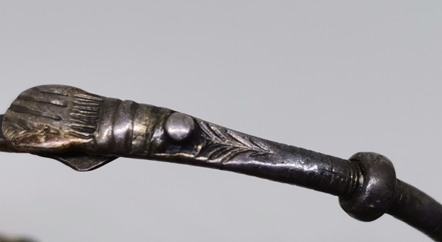 ÜZERİNDE ZEYTİN DALI FİGÜRÜ BULUNAN OSMANLI DÖNEMİ ÇOK NADİR RUM İŞİ GÜMÜŞ BİLEZİK - PAZUBEND