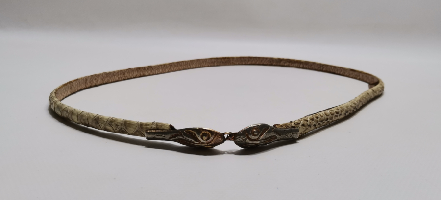 YILAN DERİSİNDEN YAPILMIŞ ANTİKA KEMER