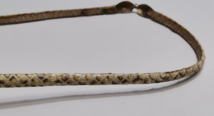 YILAN DERİSİNDEN YAPILMIŞ ANTİKA KEMER