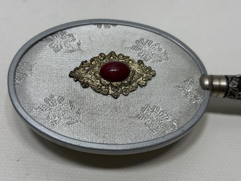 ANTİKA ELBİSE FIRÇASI