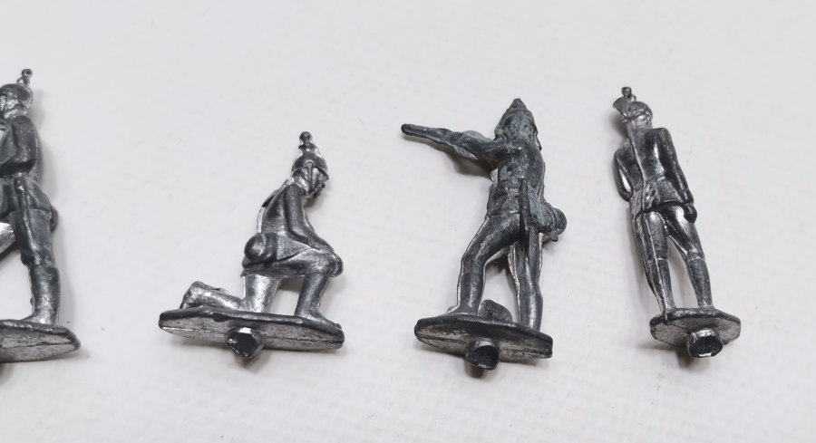 1900 BAŞLARI KURŞUN ASKER LOTU