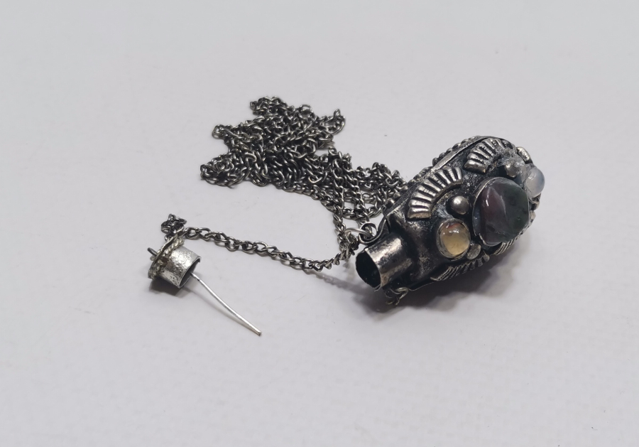 AKİK TAŞLI ANTİKA GÜMÜŞ KAPLAMA KOKULUK