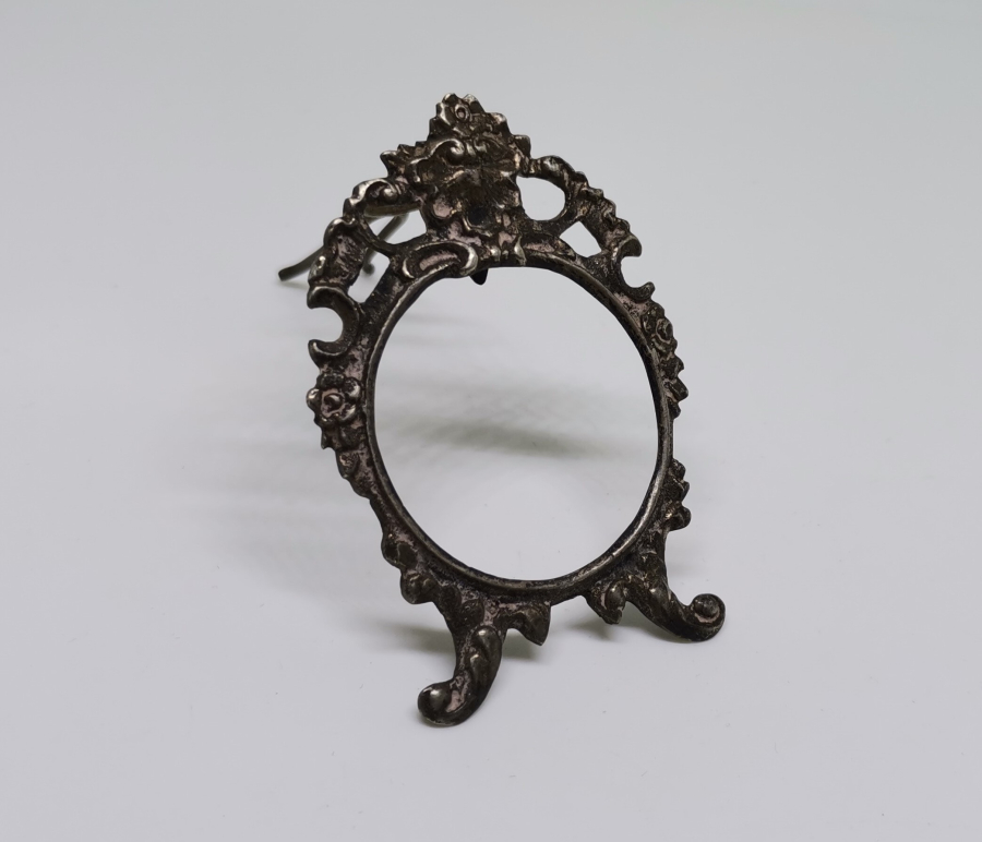 ANTİKA GÜMÜŞ FOTOĞRAF ÇERÇEVESİ