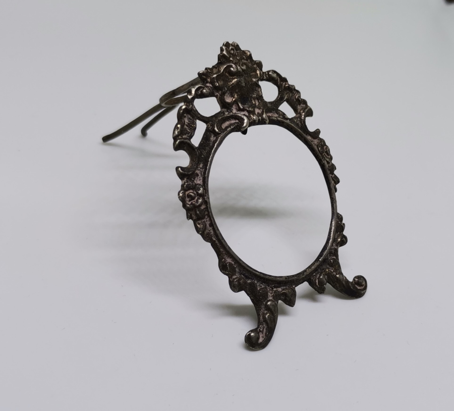 ANTİKA GÜMÜŞ FOTOĞRAF ÇERÇEVESİ