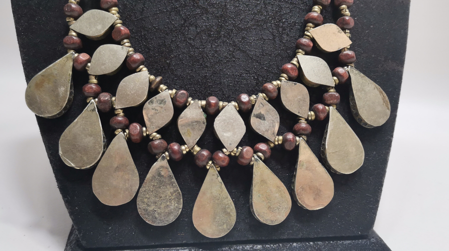 MERCAN TAŞLI BÜYÜK BOY TÜRKMEN İŞİ GERDANLIK