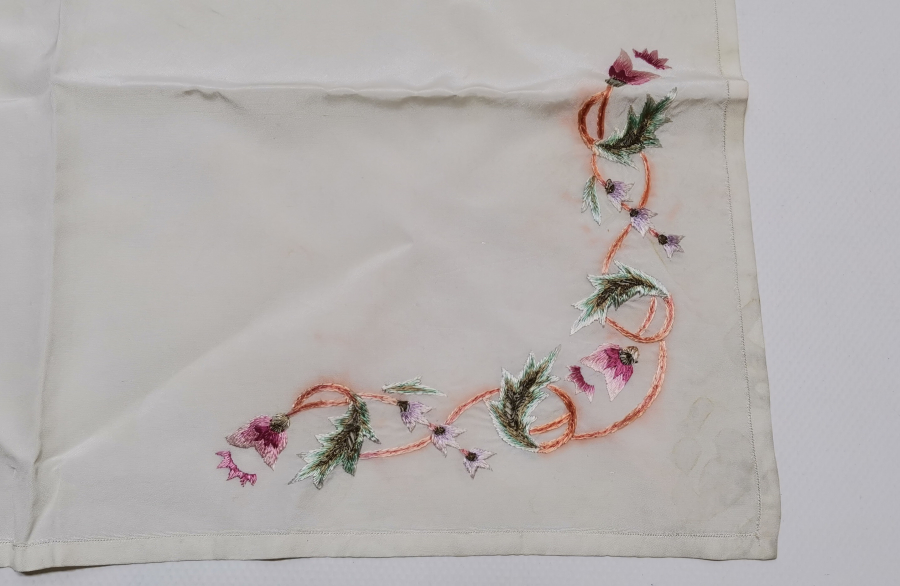 OSMANLI DÖNEMİ EL İŞİ İPEK SÖZ MENDİLİ