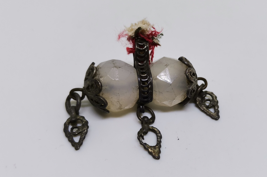 OSMANLI DÖNEMİ NECEF TAŞLI AİLE TASFİRLİ GÜMÜŞ KOLYE UCU