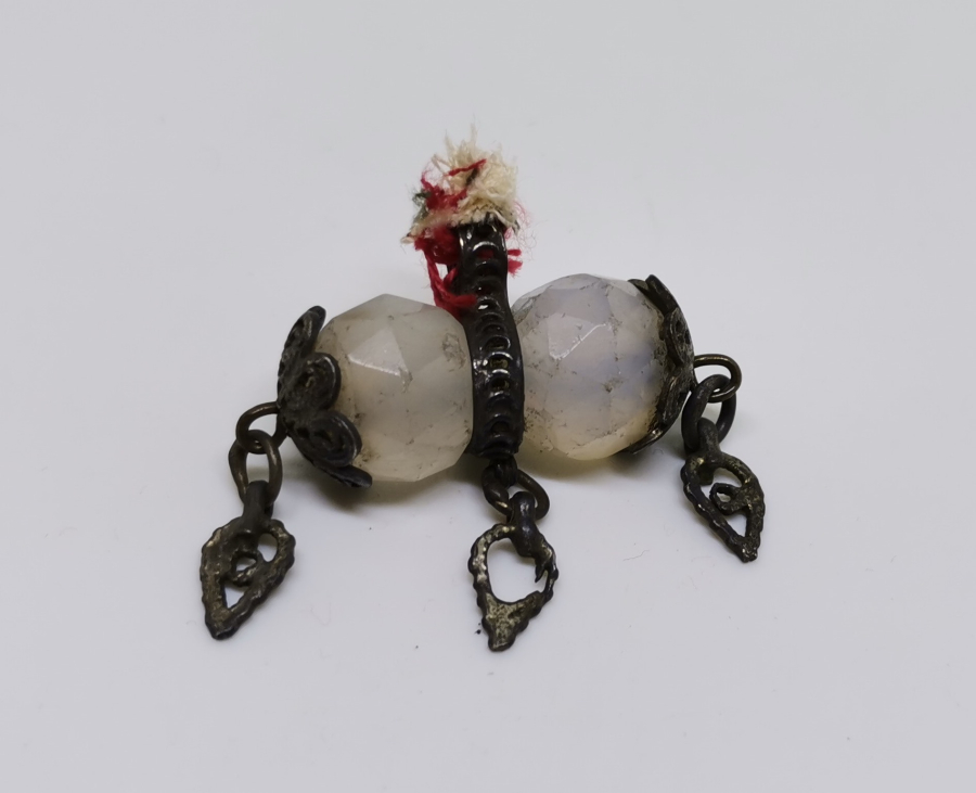 OSMANLI DÖNEMİ NECEF TAŞLI AİLE TASFİRLİ GÜMÜŞ KOLYE UCU