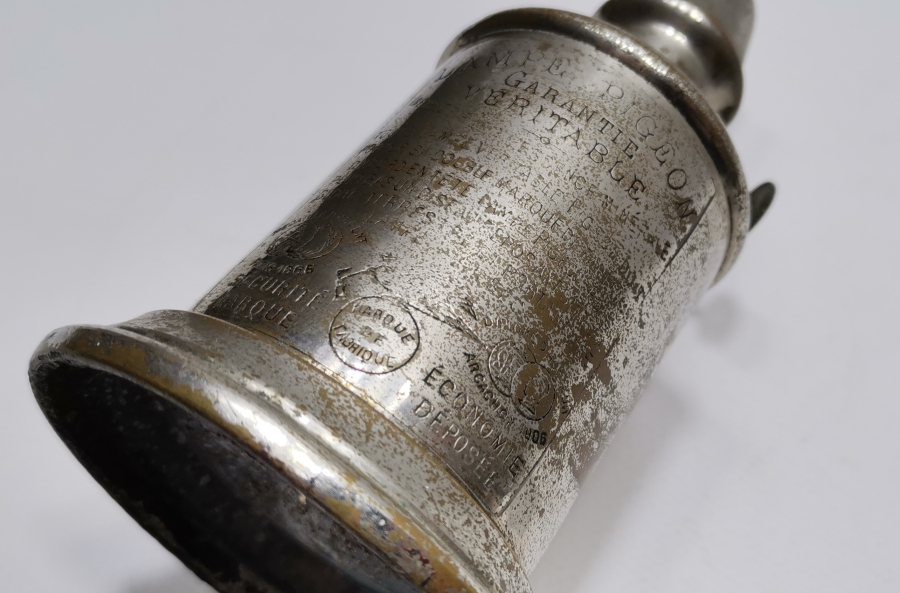 ÜZERİ YAZILI NADİR VAGON LAMBASI