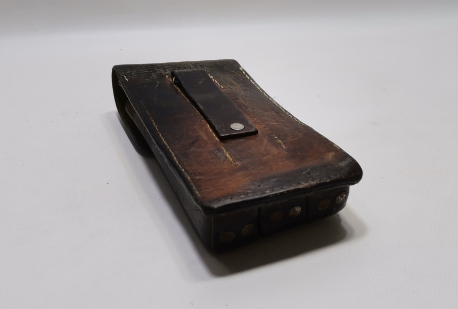 2. DÜNYA SAVAŞI DÖNEMİ MAKİNELİ TÜFEK KÜTÜKLÜĞÜ