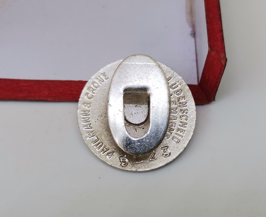 ANTİKA GÜMÜŞ HİLAL-İ AHMER ROZET