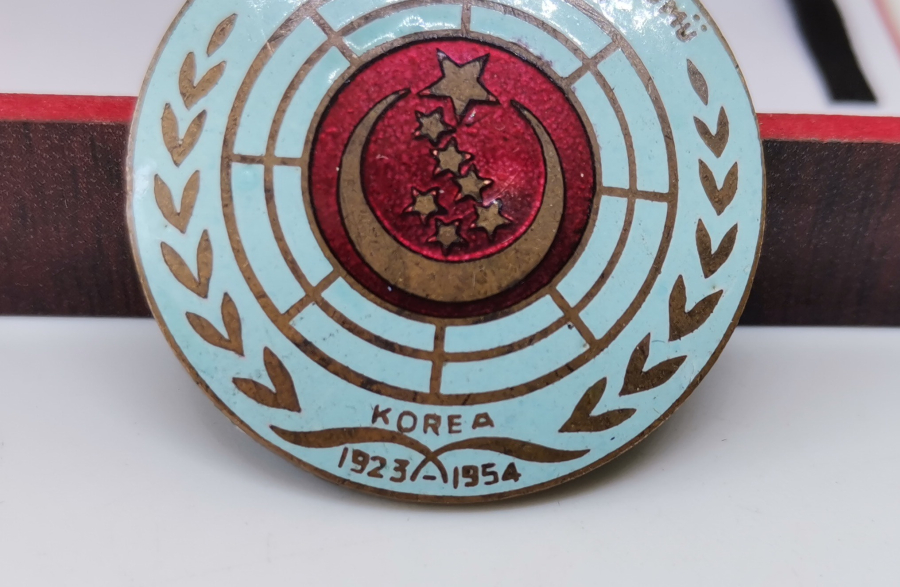 MİNELİ KORE HARBİ ROZETİ