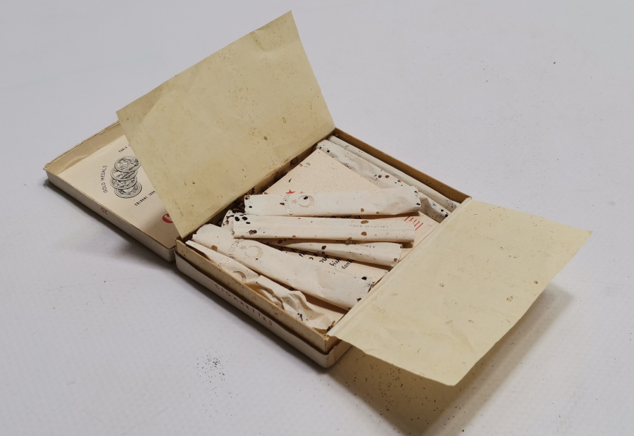 ORJİNAL KUTUSUNDA ANTİKA SİGARA