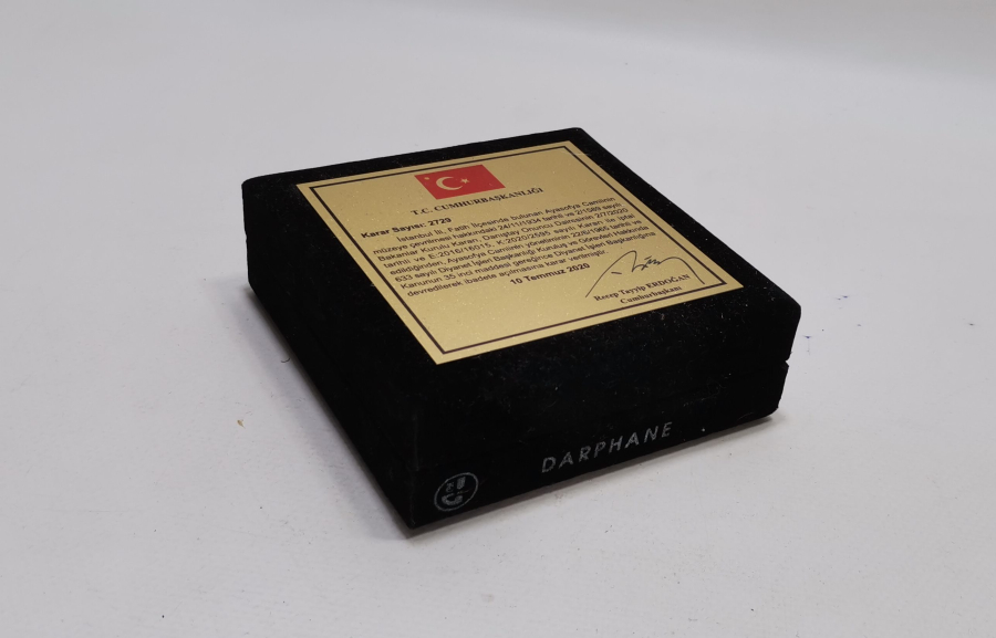 ORJİNAL KUTUSUNDA GÜMÜŞ AYASOFYA CAMİİ'NİN İBADETE AÇILIŞ HATIRASI