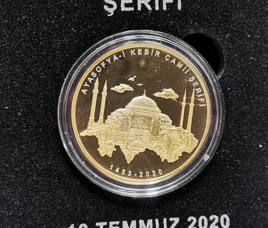 ORJİNAL KUTUSUNDA GÜMÜŞ AYASOFYA CAMİİ'NİN İBADETE AÇILIŞ HATIRASI