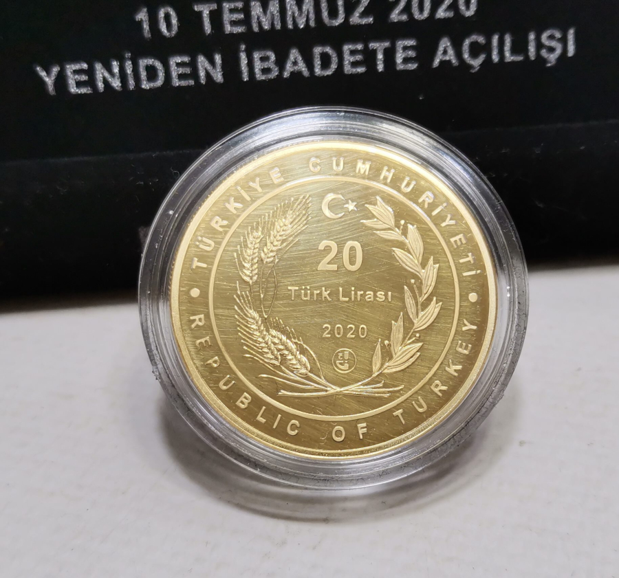 ORJİNAL KUTUSUNDA GÜMÜŞ AYASOFYA CAMİİ'NİN İBADETE AÇILIŞ HATIRASI