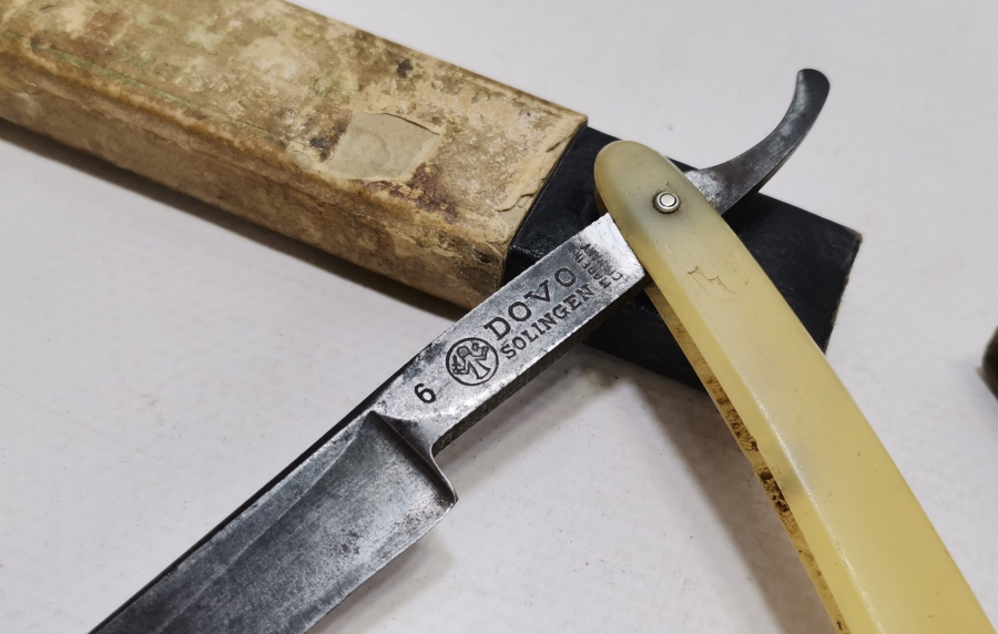 ORJİNAL KUTUSUNDA OSMANLI DÖNEMİ BERBER USTURASI