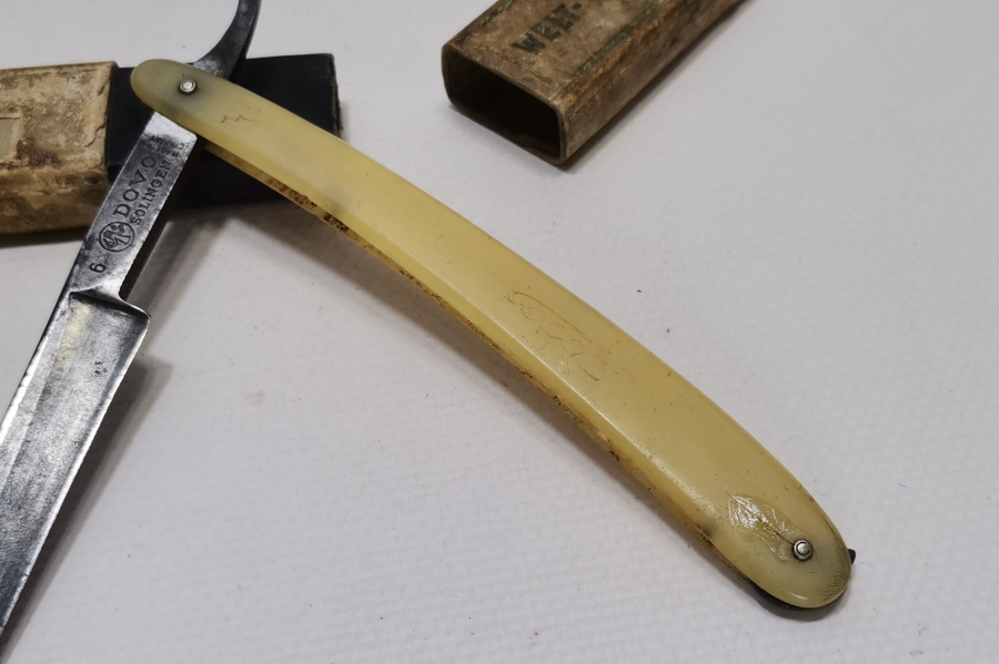 ORJİNAL KUTUSUNDA OSMANLI DÖNEMİ BERBER USTURASI