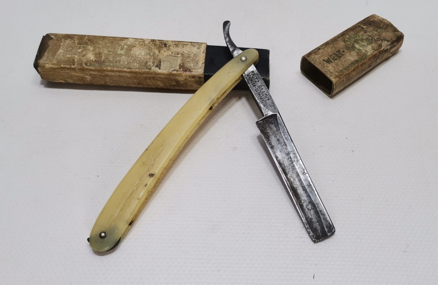 ORJİNAL KUTUSUNDA OSMANLI DÖNEMİ BERBER USTURASI