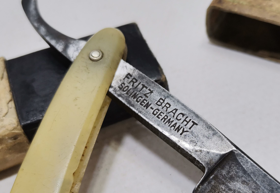 ORJİNAL KUTUSUNDA OSMANLI DÖNEMİ BERBER USTURASI