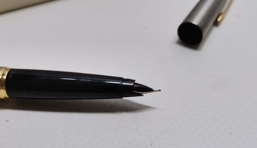 ORJİNAL KUTUSUNDA PARKER DOLAM KALEM