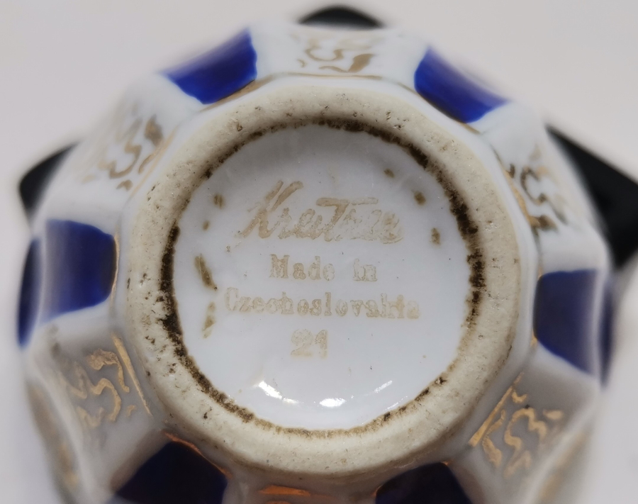 OSMANLI DÖNEMİ NADİR RENKTE ZARF FİNCANI