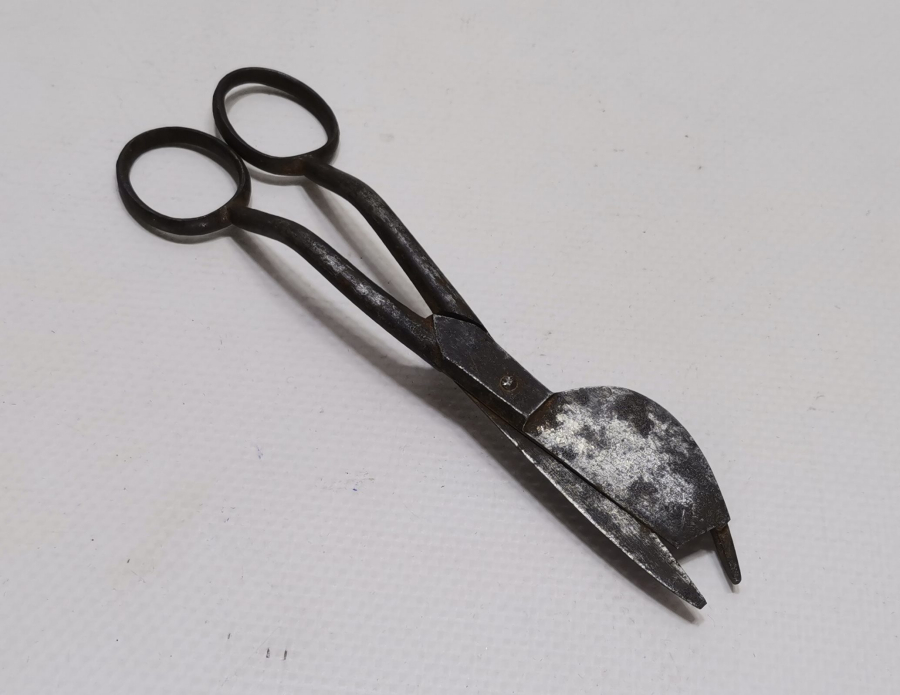 OSMANLI DÖNEMİ ÜZERİ DAMGALI ÇOK NADİR MUM MAKASI