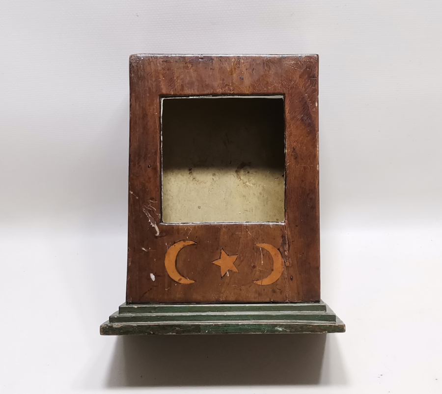 ÜZERİ AY YILDIZLI OSMANLI DÖNEMİ SAAT KUTUSU