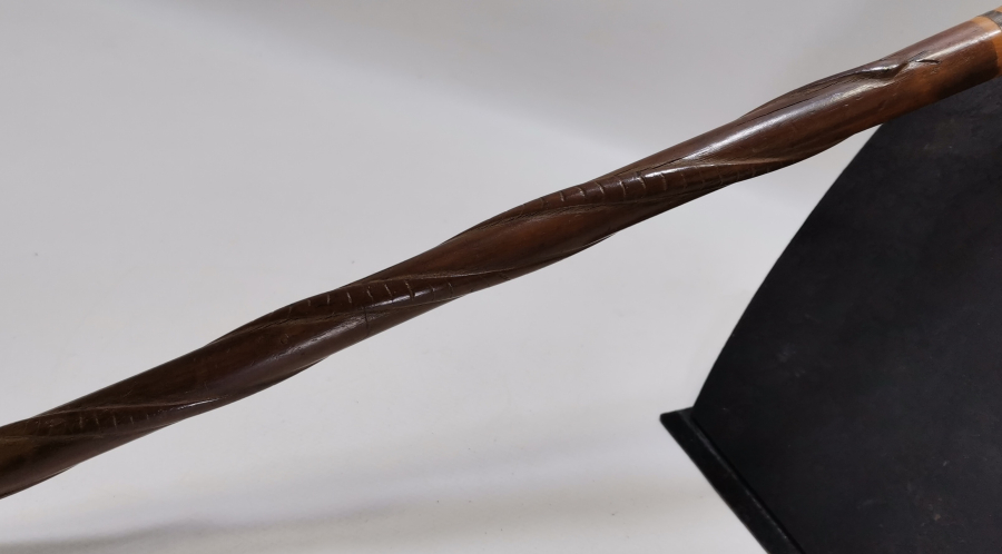 OSMANLI DÖNEMİ AT BAŞLI BOYNUZDAN MAMUL ADİLCEVAZ İŞİ ÇOK NADİR ÇERKES AT KAMÇISI