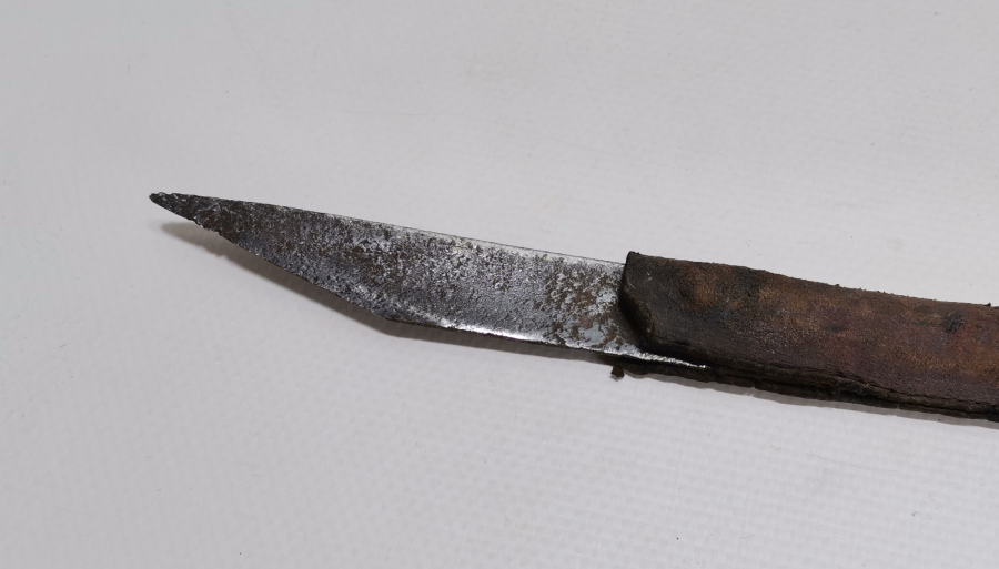 OSMANLI DÖNEMİ ÜZERİ RUMCA YAZILI AYAKKABICI ALETİ