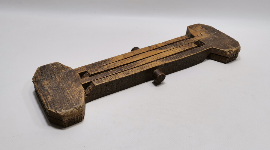 OSMANLI DÖNEMİ AHŞAP SOFRA ALTLIĞI