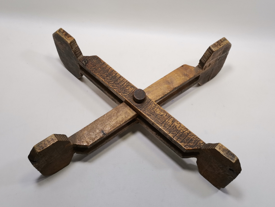 OSMANLI DÖNEMİ AHŞAP SOFRA ALTLIĞI