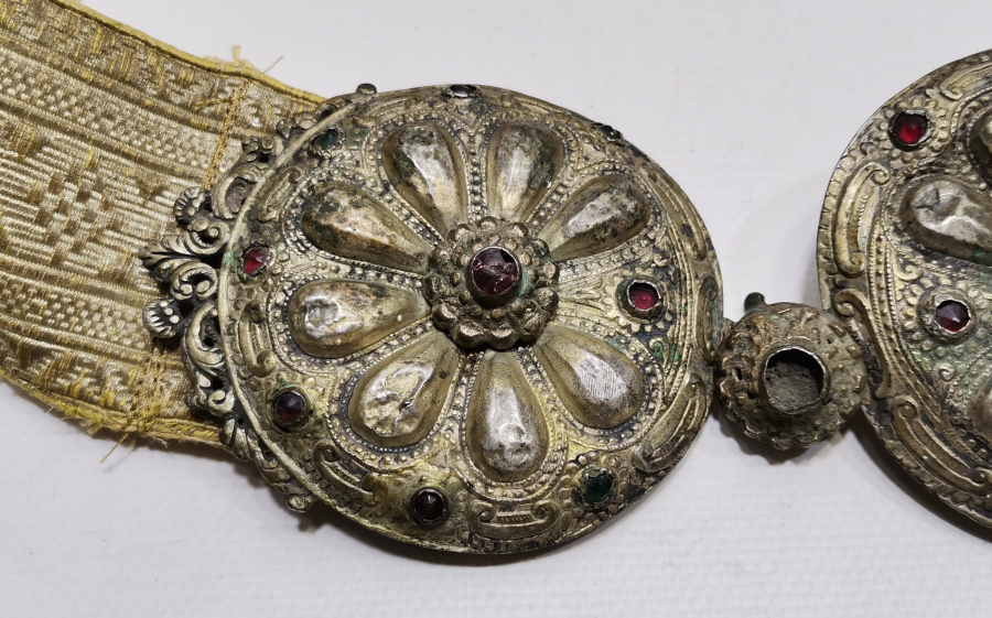 OSMANLI DÖNEMİ GÜMÜŞ SIRMA İŞÇİLİKLİ NADİR GELİN KEMERİ