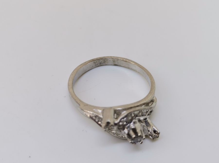 SALYANGOZ MODEL PIRLANTA TAŞLI ÖZEL YAPIM YÜZÜK