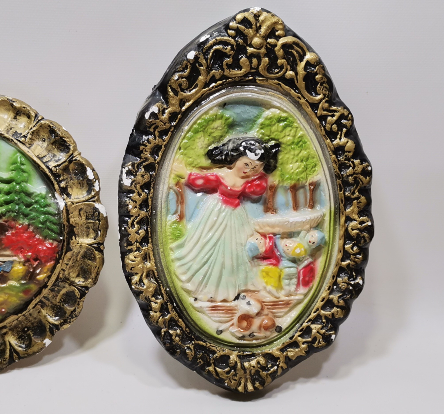 3 ADET ANTİKA DUVAR SÜSÜ