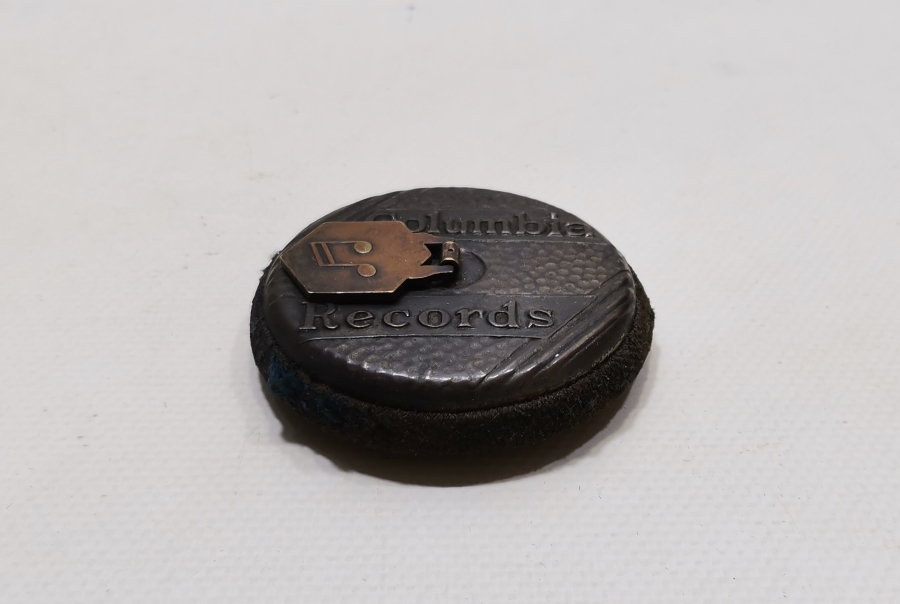 ÇOK NADİR ANTİKA COLUMBİA PLAK TEMZİLEME ALETİ