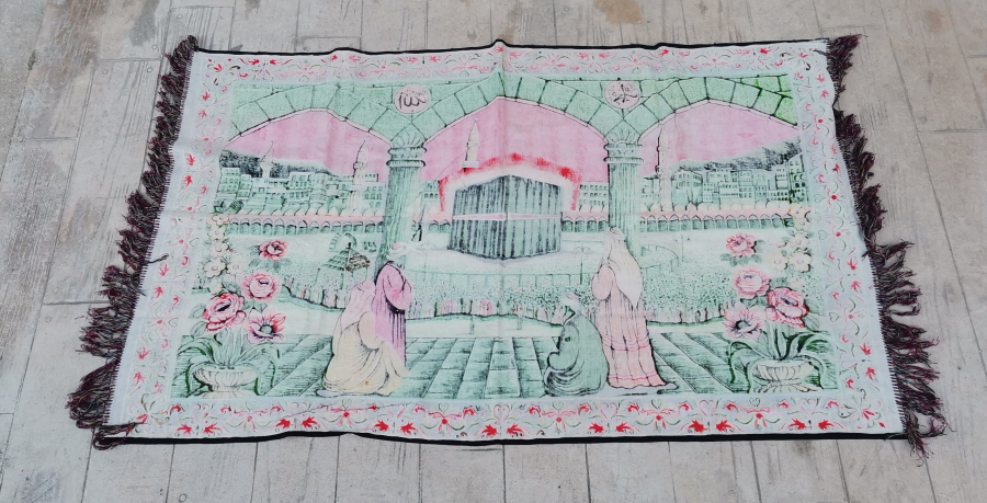 KABE-İ ŞERİF GÖRSELLİ ANTİKA DUVAR HALISI