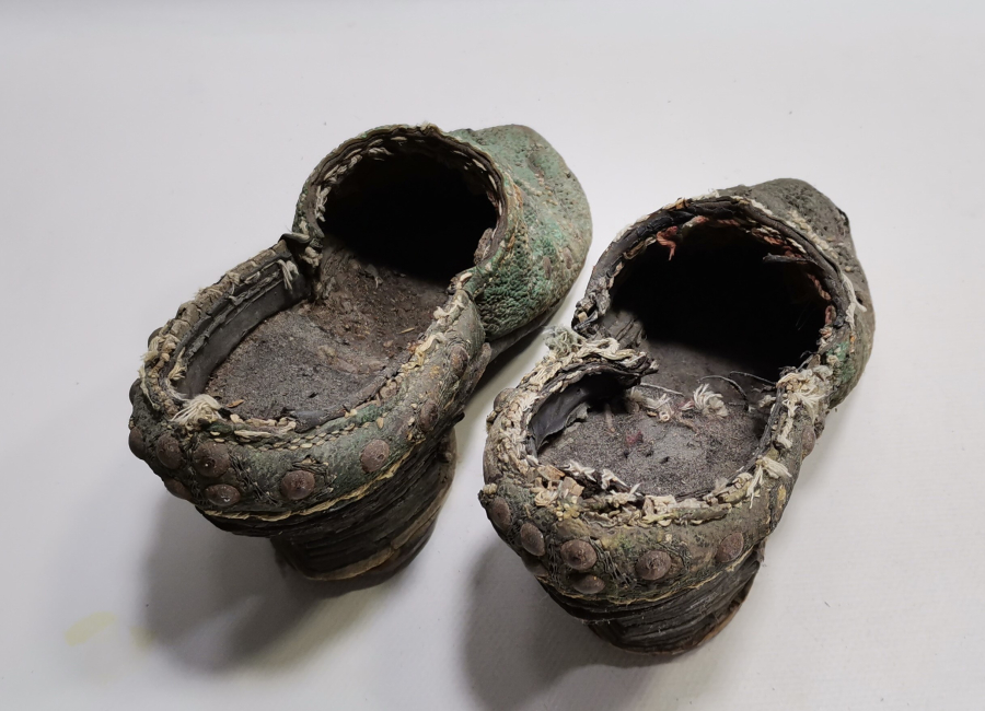 OSMANLI DÖNEMİ 1800 BAŞLARI ÇOK NADİR EL YAPIMI HANIM AYAKKABISI