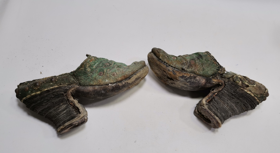 OSMANLI DÖNEMİ 1800 BAŞLARI ÇOK NADİR EL YAPIMI HANIM AYAKKABISI